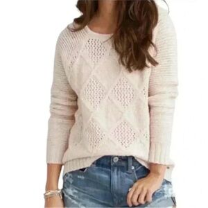 American eagle diamond pattern sweater.